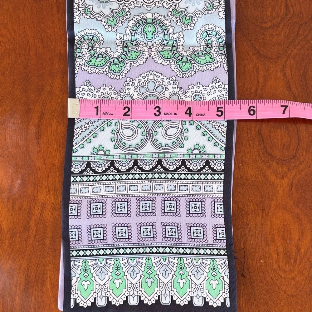 Talbots Cream‎ and Green Paisley Floral Sash, Skinny, Silk Scarf. Like NEW
